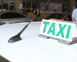 Taxistas podem receber até R$ 2.000 em agosto; veja quem tem direito