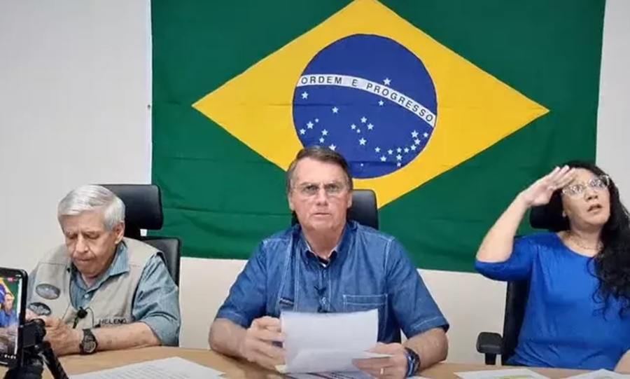 O presidente Jair Bolsonaro na live semanal em que falou sobre auditoria nas urnas eletrônicas | Reprodução/Redes sociais 