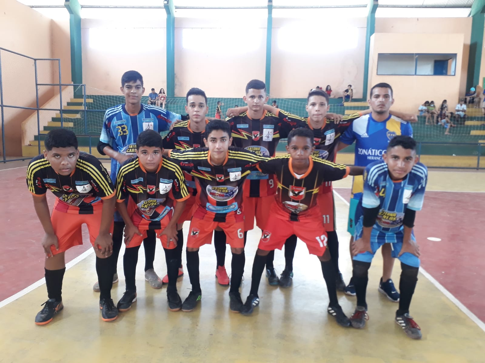 Esperantina sediou jogos do circuito Piauí e Maranhão de futsal - Imagem 4
