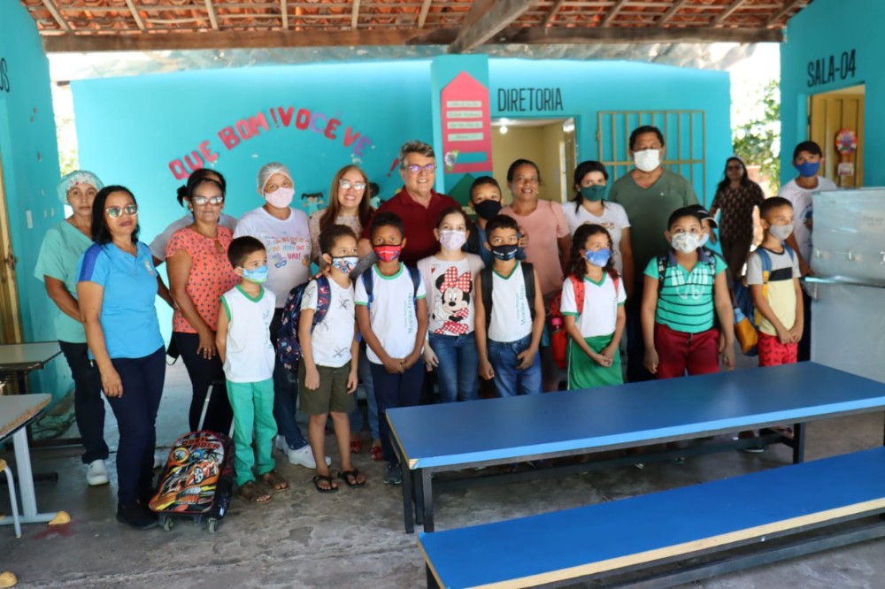 Prefeito João Luiz continua reformando escolas em Monsenhor Gil  - Imagem 1