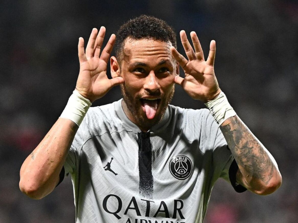 Cinco vezes em que Neymar foi desafiado fora de campo e tirou onda; vídeos!