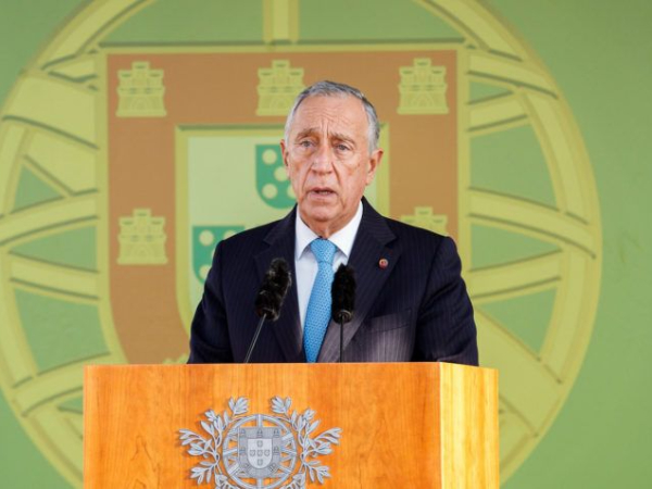 Presidente de Portugal aprova visto para quem procura trabalho