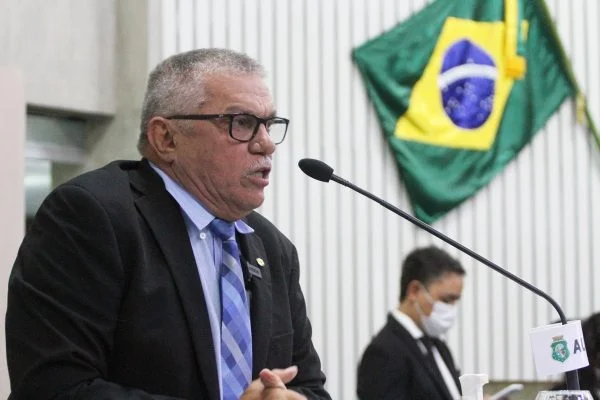 Deputado do PL no Ceará, Delegado Cavalcante, busca a reeleição no pleito de 2022 