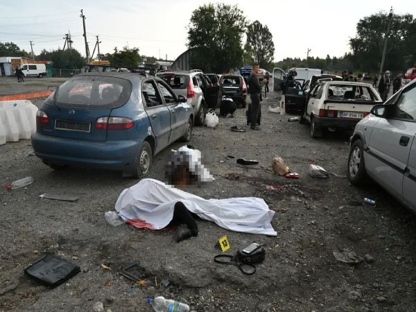 Ataque russo mata 25 civis que tentavam sair de Zaporizhzhia na Ucrânia - Imagem 2