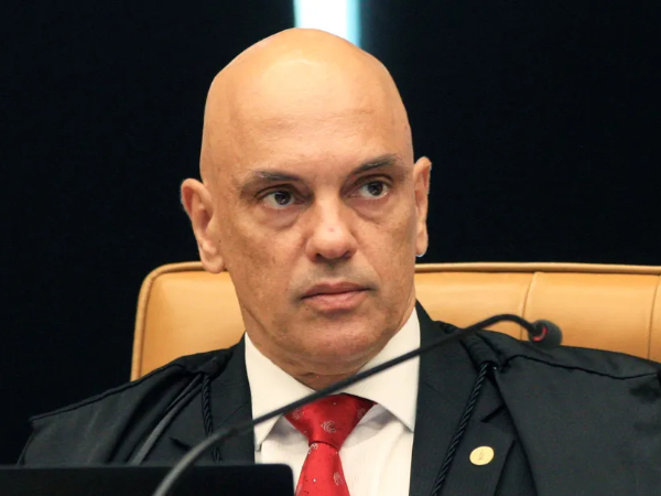 Moraes afirma que prisões não são colônia de férias para terroristas 