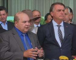 MP pede bloqueio dos bens de Bolsonaro e Ibaneis por atos criminosos no DF