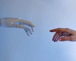 Advogados serão substituídos por “robôs” com inteligência artificial