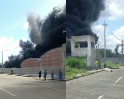 Incêndio atinge fábrica de plástico na zona Sul e bombeiros são acionados
