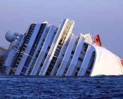 Navio Costa Concórdia , com 4.229 a bordo, choca-se com rochas e 32 morrem