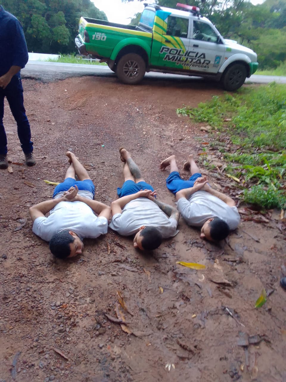 Polícia recaptura 4 fugitivos da penitenciária de Altos