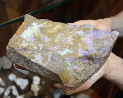 Encontrada até em Marte, a opala é uma das riquezas do Piauí