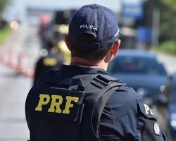 Poupado do pacote de exonerações, sup da PRF do Piauí deixa o cargo