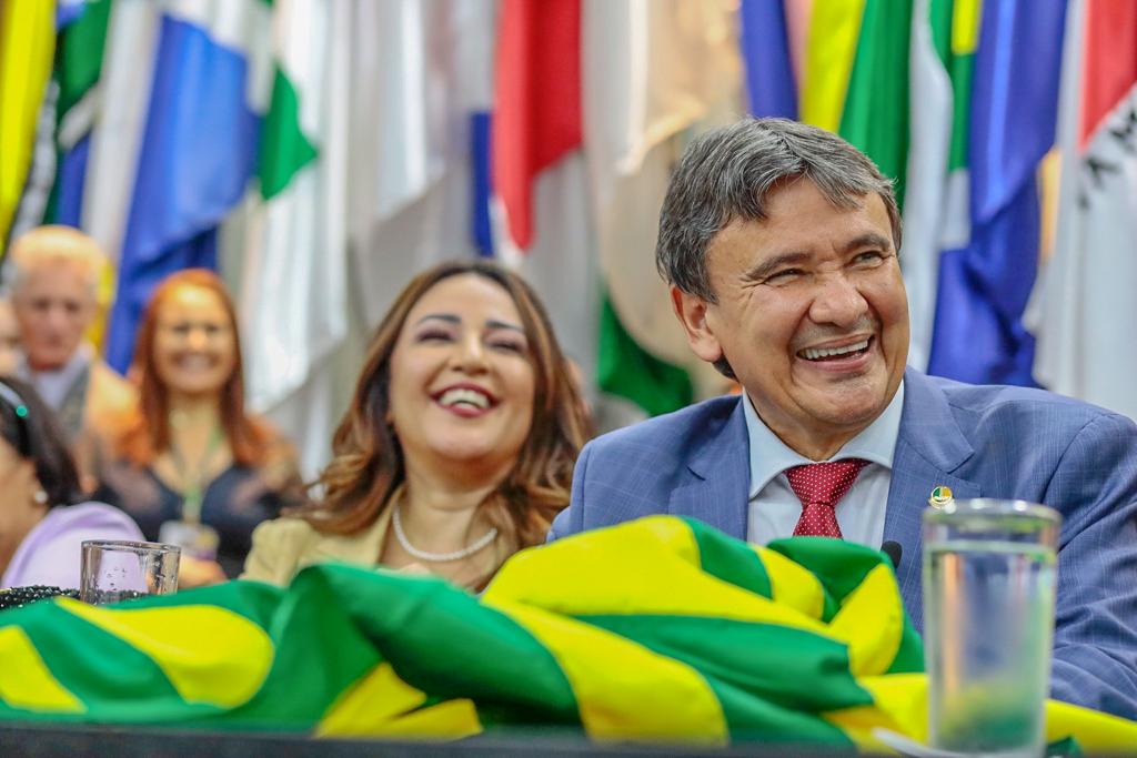 Prefeito João Luiz participa da posse do Ministro Wellington Dias  - Imagem 10