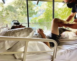 Jeremy Renner revela que quebrou mais de 30 ossos em acidente