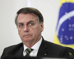 Bolsonaro terá que passar por cirurgia quando voltar ao Brasil, diz médico