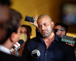 Daniel Silveira é preso no Rio um dia após deixar mandato de deputado
