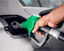 Gasolina: equipe econômica sinaliza volta dos impostos federais em março
