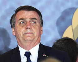 Jair Bolsonaro defende presos de 8/1: “São chefes de família, mães, avós”