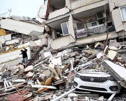 Número de mortos no terremoto na Turquia e na Síria passa de 5 mil