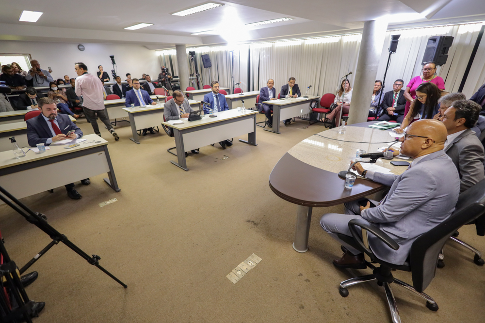 A discussão ocorreu nas Comissões Técnicas (Foto: Alepi)