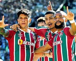 Cano faz 4 gols, Flu passa pelo Volta Redonda e vai à final do Carioca
