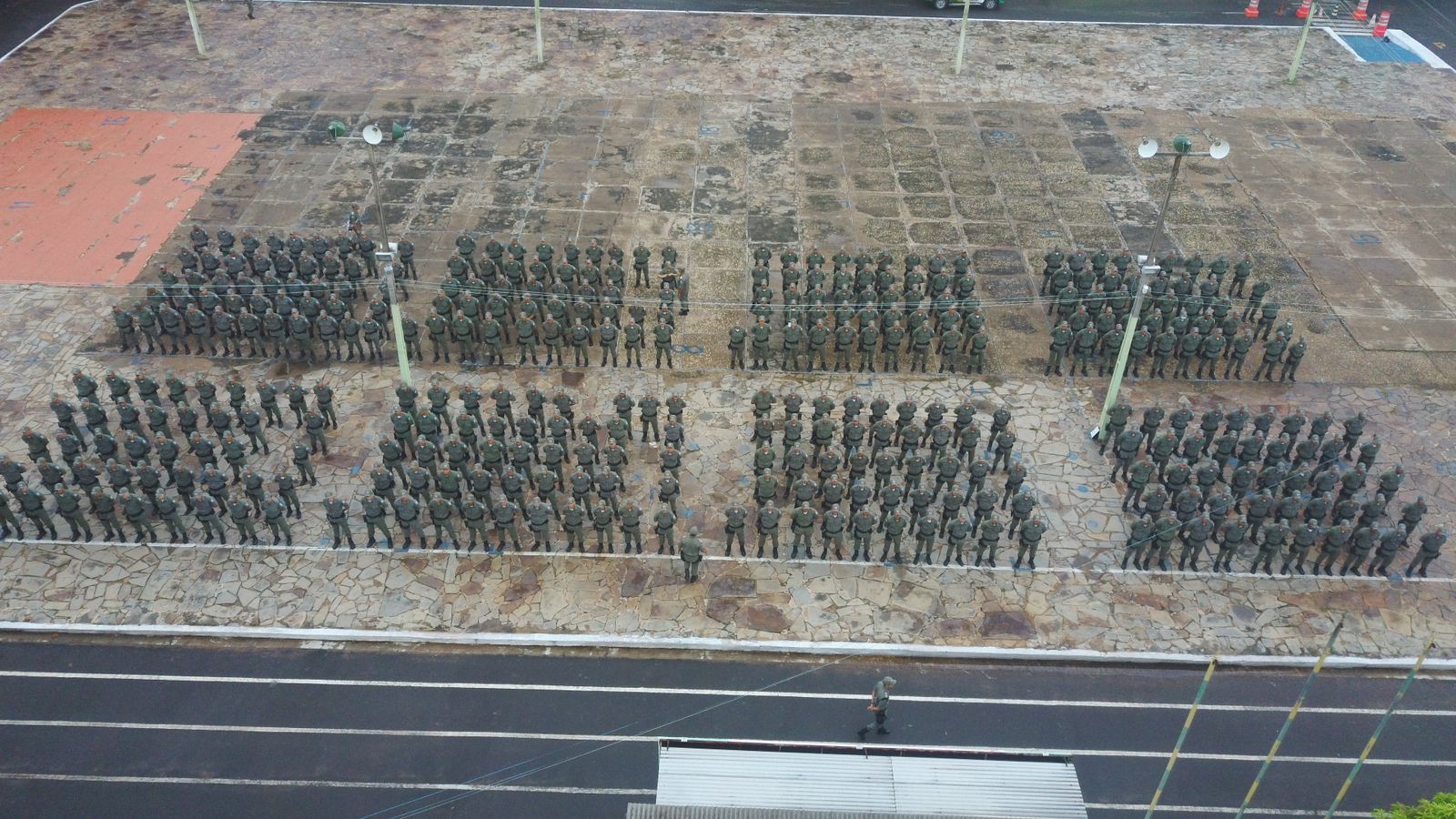 Solenidade de formação de novos soldados (Foto: Ascom- PMPI)